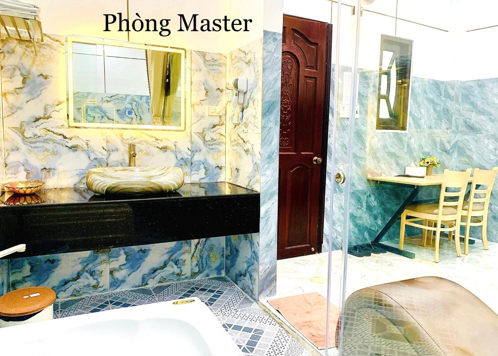 Phong Master Hotel Can Tho Exterior photo